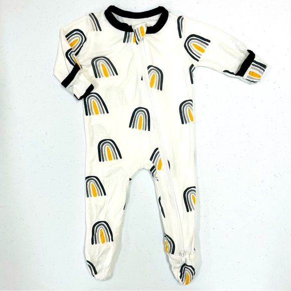 Kyte Baby Metallic Rainbows Zippered Footie Boys NB Newborn Girls Bamboo Sleeper - Picture 1 of 4